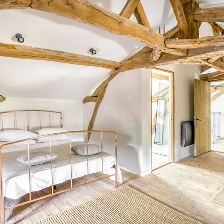 Sleeps 12 With Pool And Wifi Villa *